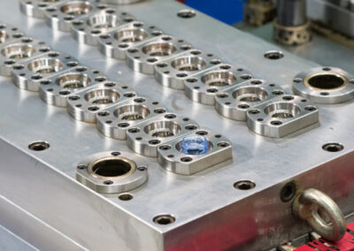 plastic mold of plastic bottle blowing porcess